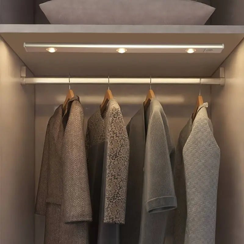 MOTILIGHT – LED Sensor-Lichtleiste mit Bewegungserkennung