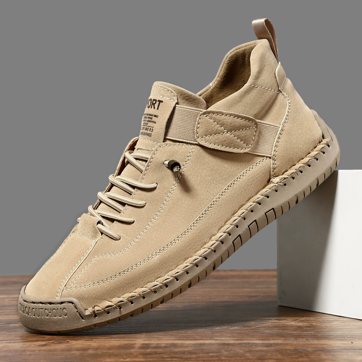 KORVEN – Herren-Sneaker mit breiter Passform und erhöhter Sohle