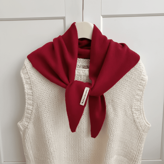 TRIANGLEA – Bufanda triangular de lana elegante y versátil