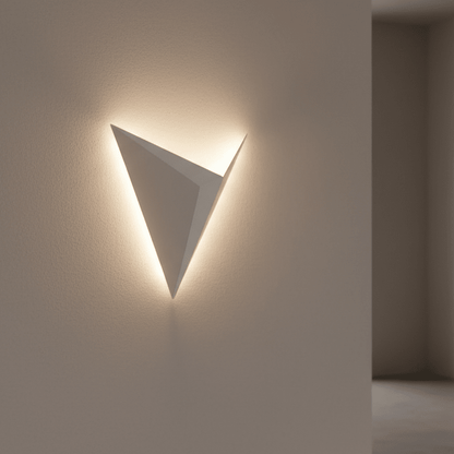 TRIGLOW – Lampada da parete LED triangolare design moderno
