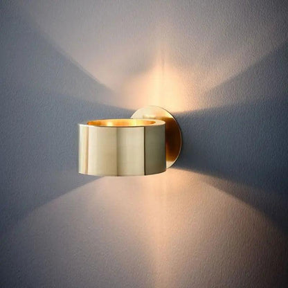NOIRVEL – Lámpara de pared elegante para una iluminación con estilo