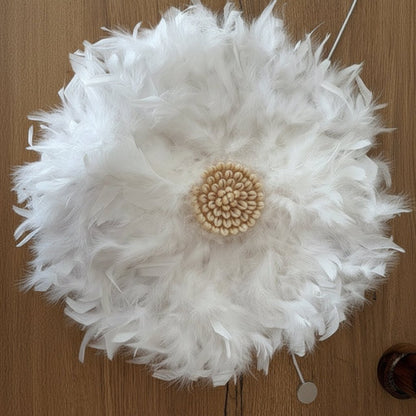 WHITESHELLIA – Chapeau Juju élégant en plumes blanches