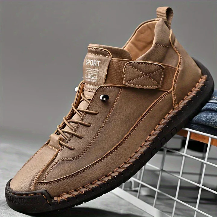 KORVEN – Herren-Sneaker mit breiter Passform und erhöhter Sohle