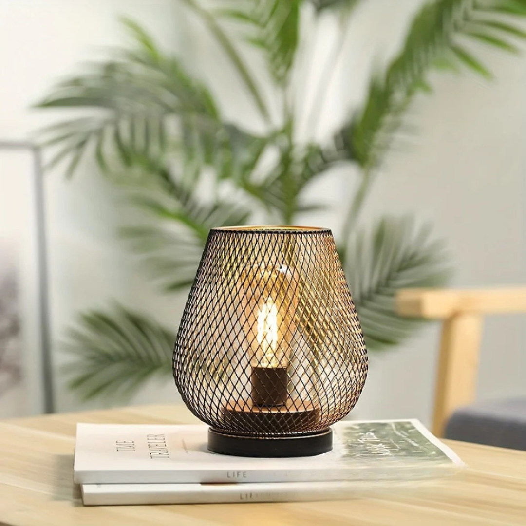 METALORA – Farol LED inalámbrico con diseño industrial de rejilla