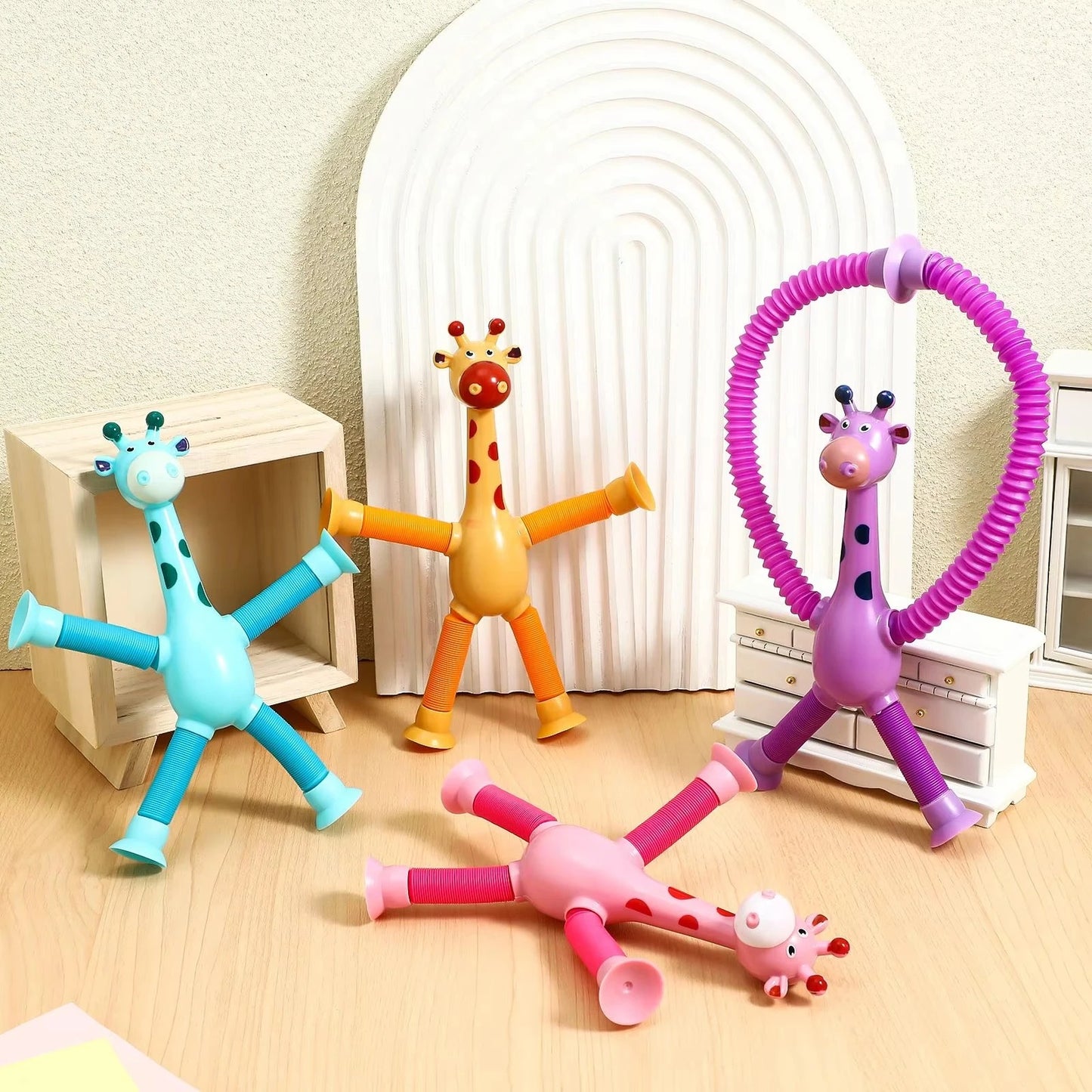 FlexiGiraffe – Dehnbares Saugnäpftassenspielzeug für kreative Kinder