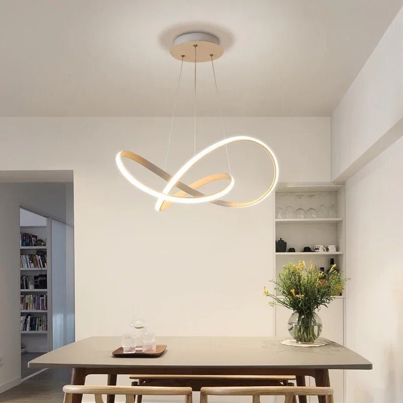CLOVISHINE – Suspension élégante au design trèfle pour espaces modernes