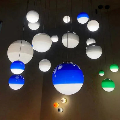 CHROMORA – Moderne Hängeleuchte aus Farbverlaufglas für stimmungsvolle Beleuchtung