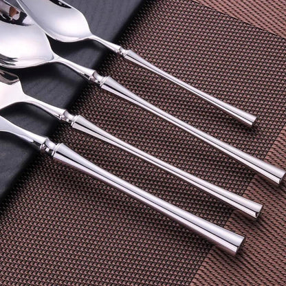 TABLESURG – Cubiertos de acero inoxidable de alta calidad para una elegancia moderna en la mesa