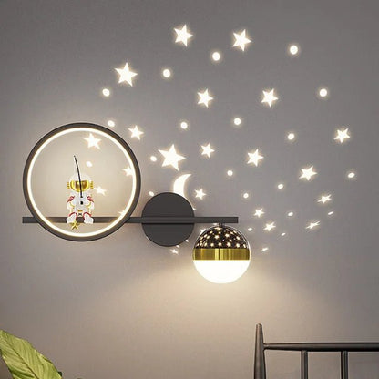 KIDORA – Lampada da parete per bambini giocosa dal design moderno