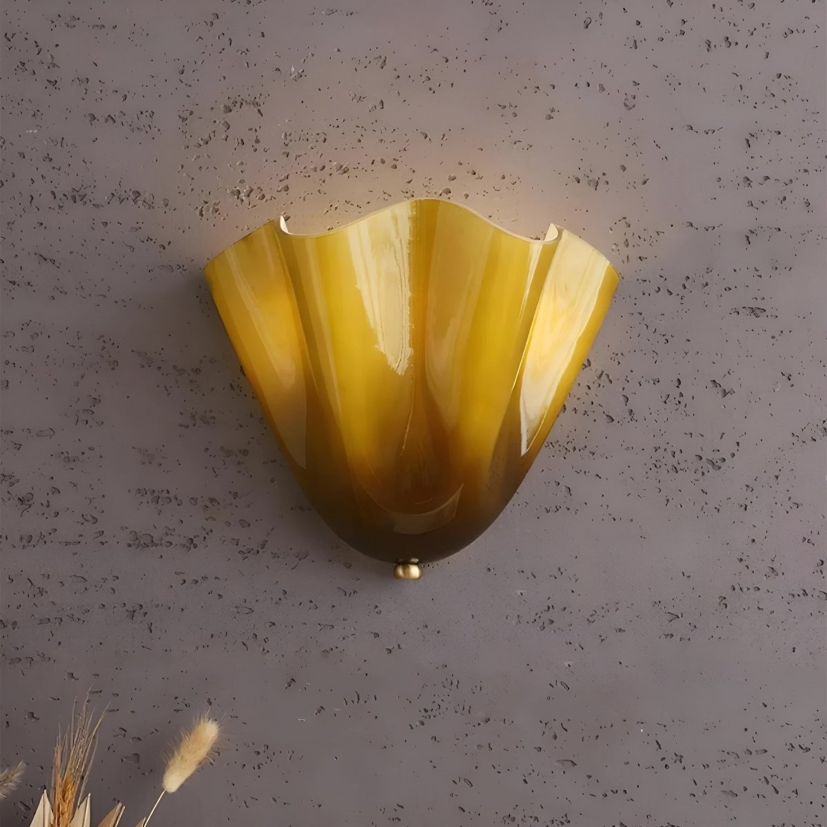 VINTGLOW – Vintage Stained Glass LED Wall Lamp